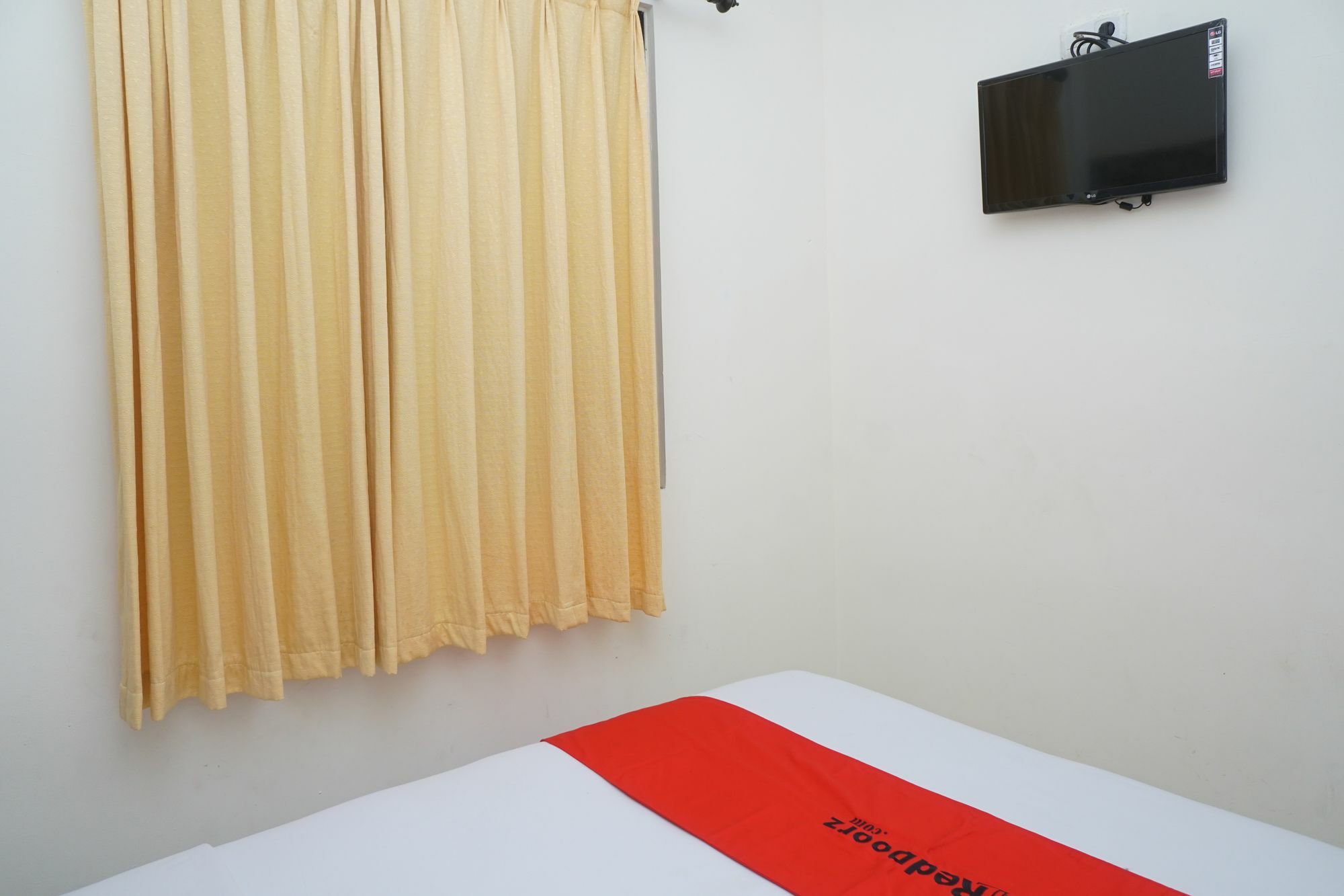 Reddoorz Plus @ Ciumbuleuit Area 반둥 외부 사진