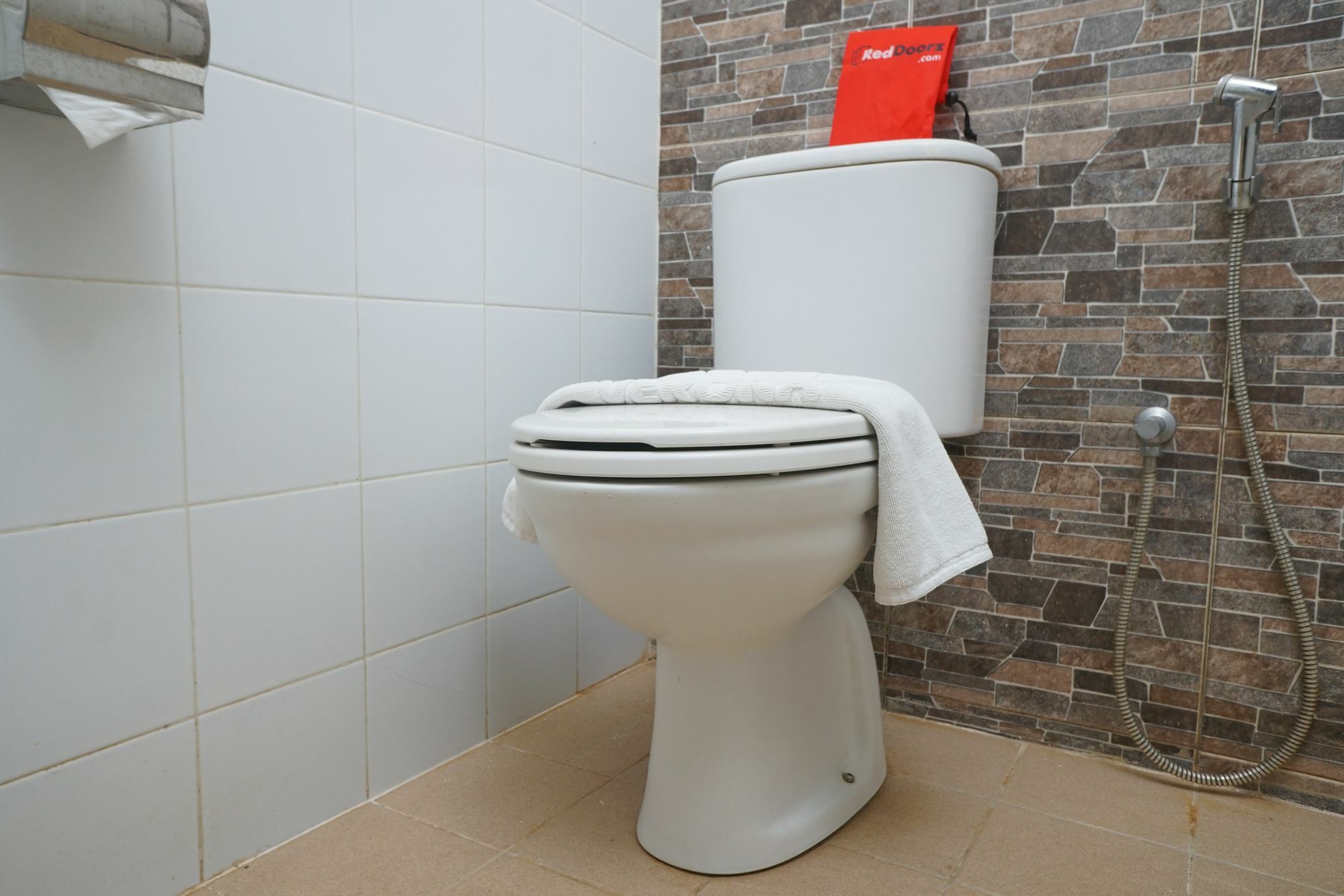 Reddoorz Plus @ Ciumbuleuit Area 반둥 외부 사진